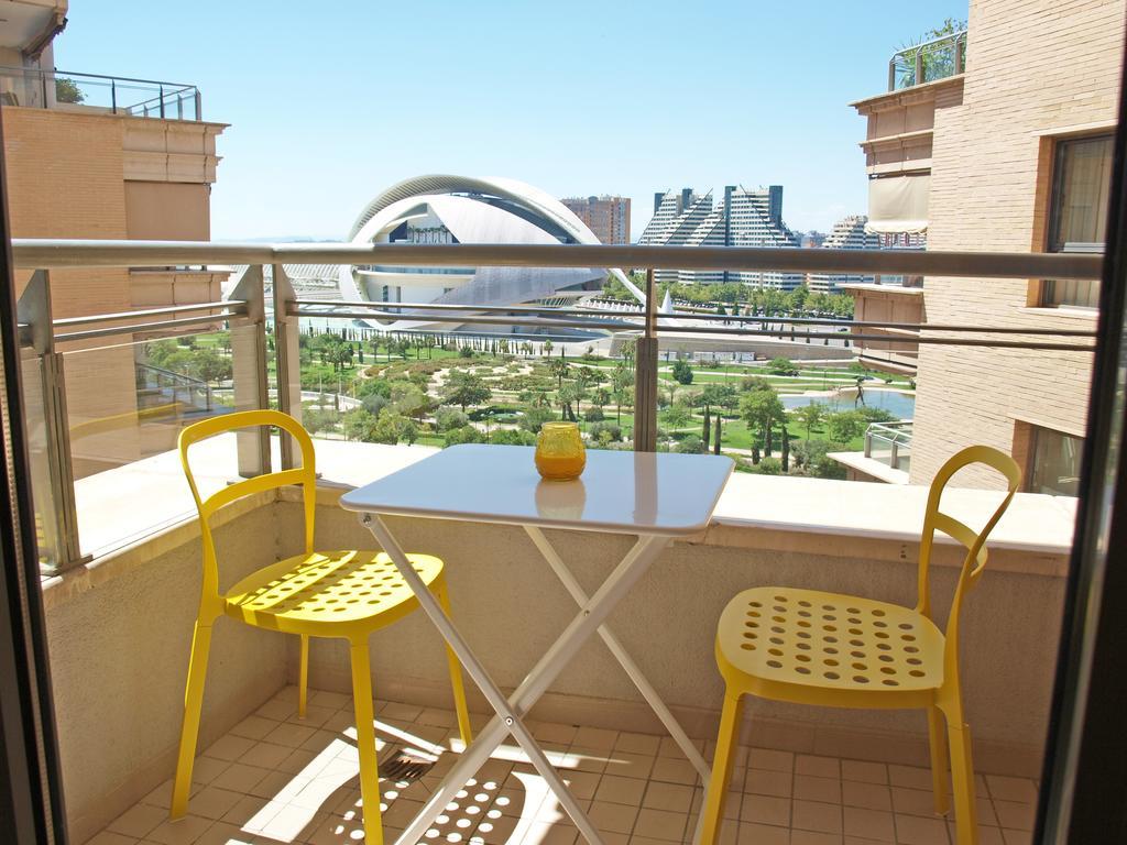 Apartup Yellow Opera View Apartment Valencia Exterior photo
