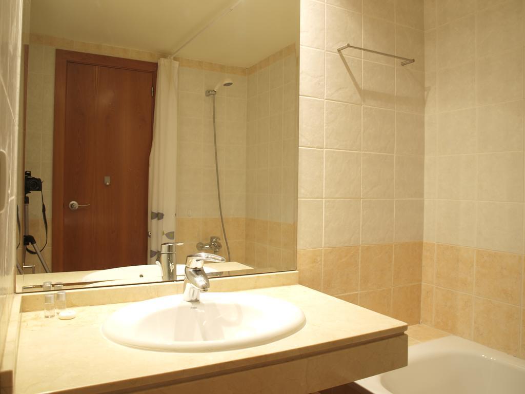 Apartup Yellow Opera View Apartment Valencia Exterior photo